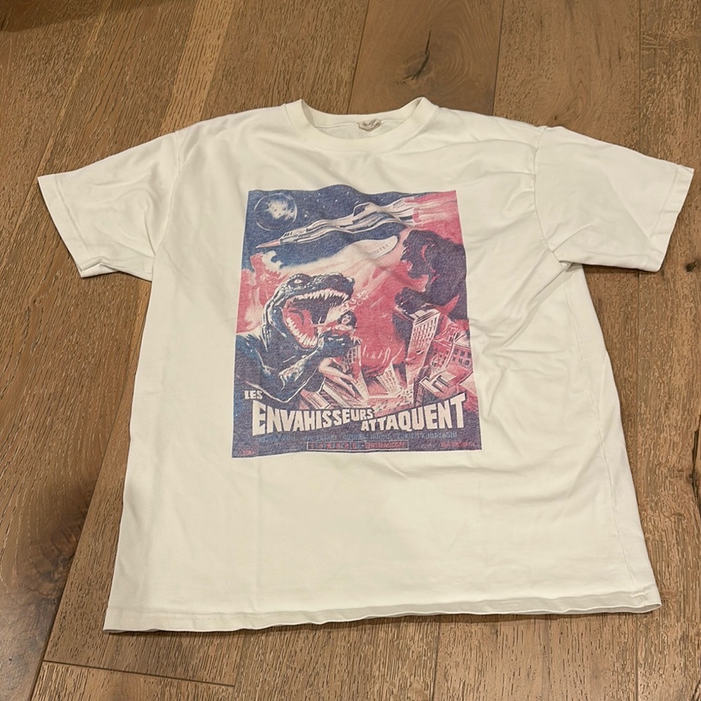 Brandy Melville White and Pink Short Sleeve Tee with Vintage Graphic